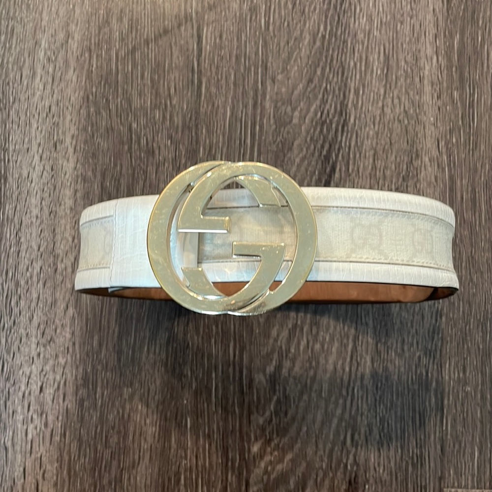 Gucci Supreme Leather G Buckle Belt